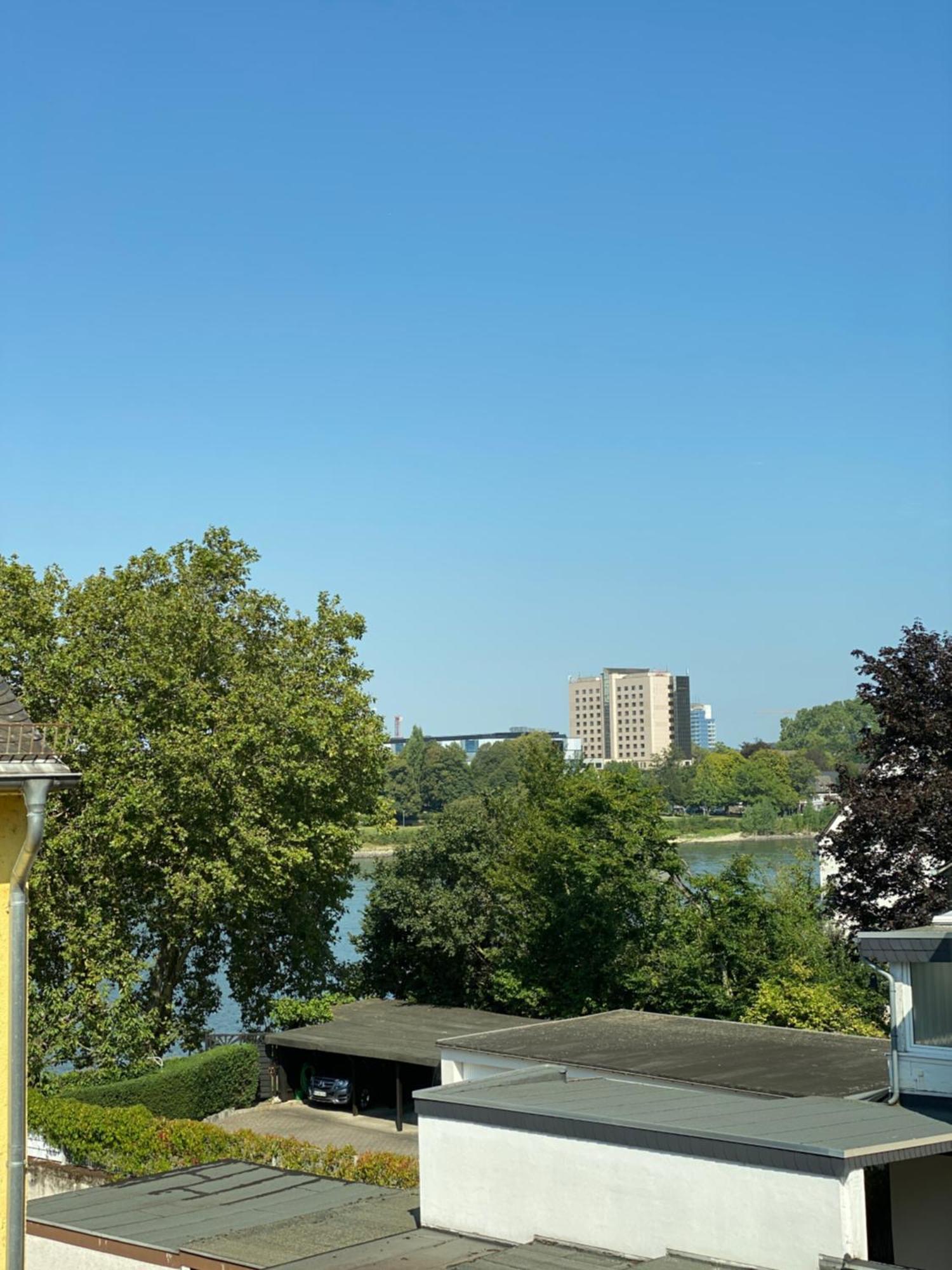 Ferienwohnung Koblenz - Eigenes Bad,Kueche - Wifi - Parkplatz - 2 Og Exterior foto